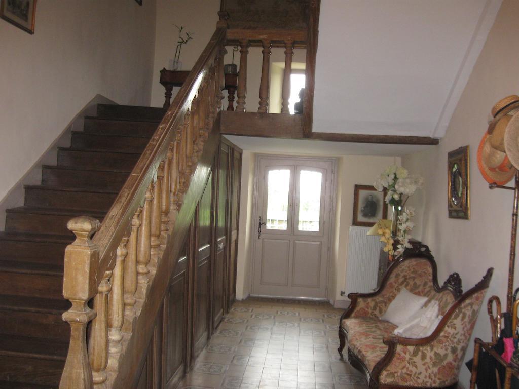 Bed and Breakfast Le Domaine De Panissac Berneuil  Exterior foto