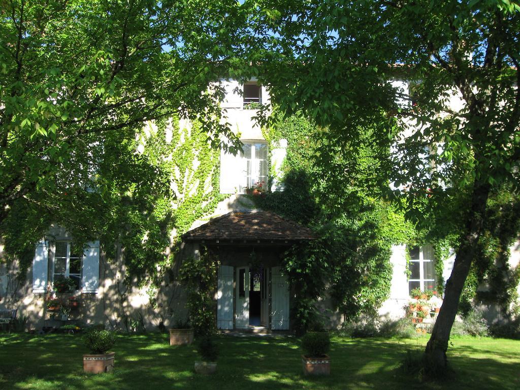 Bed and Breakfast Le Domaine De Panissac Berneuil  Exterior foto