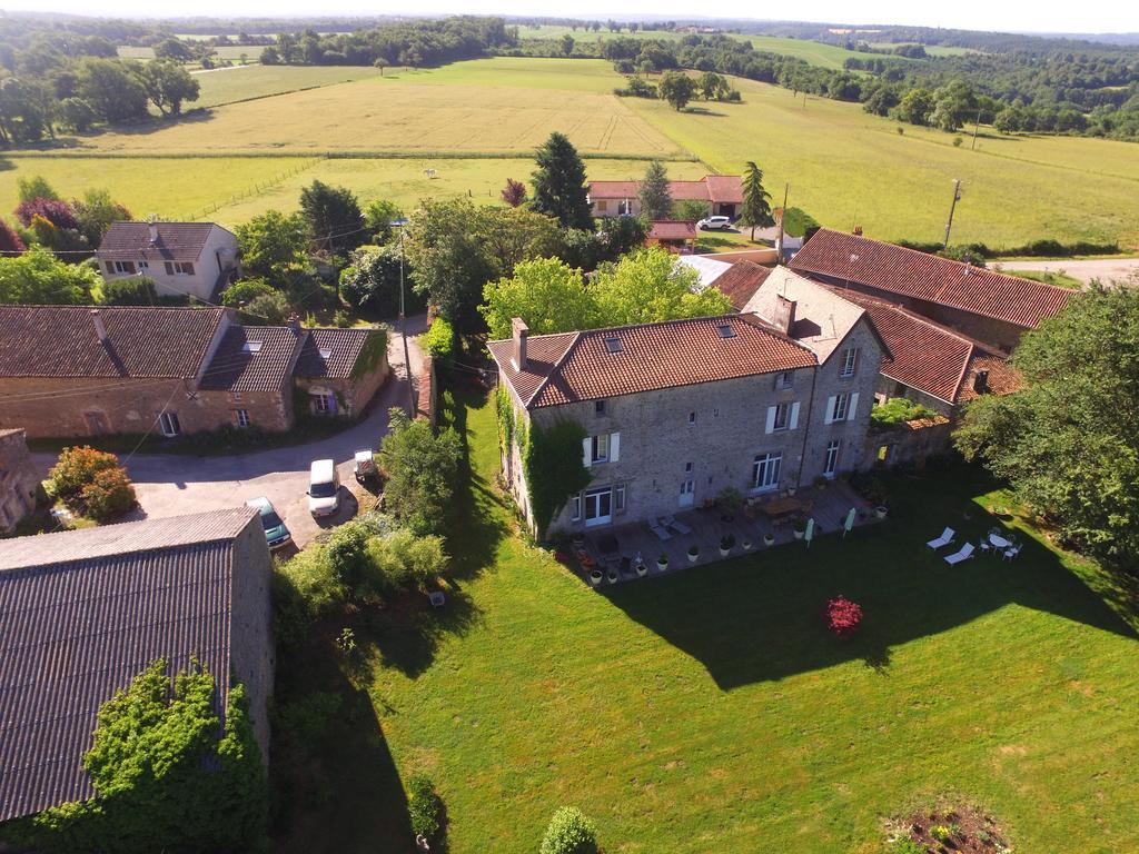 Bed and Breakfast Le Domaine De Panissac Berneuil  Exterior foto